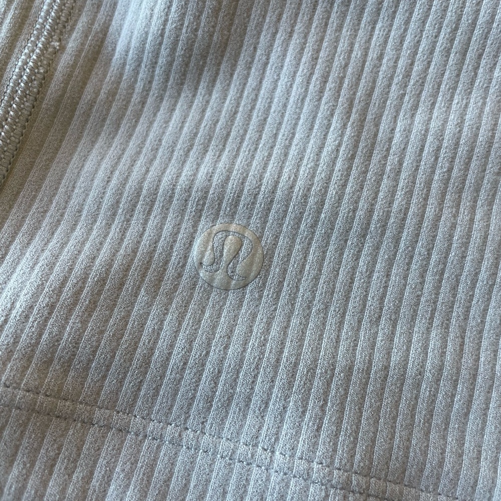 Lululemon ribbed nulu asymmetrical yoga tank - Picture 4 of 7